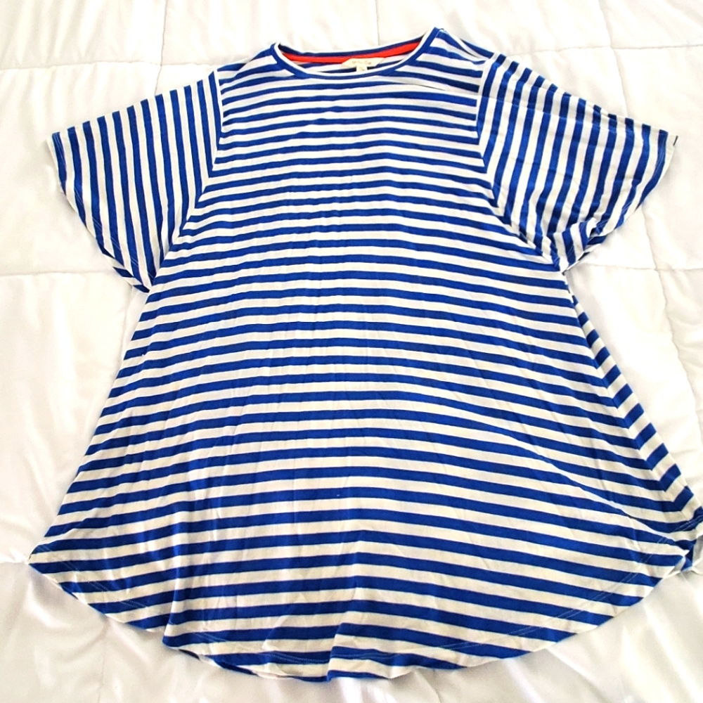 MJ woman's shirt